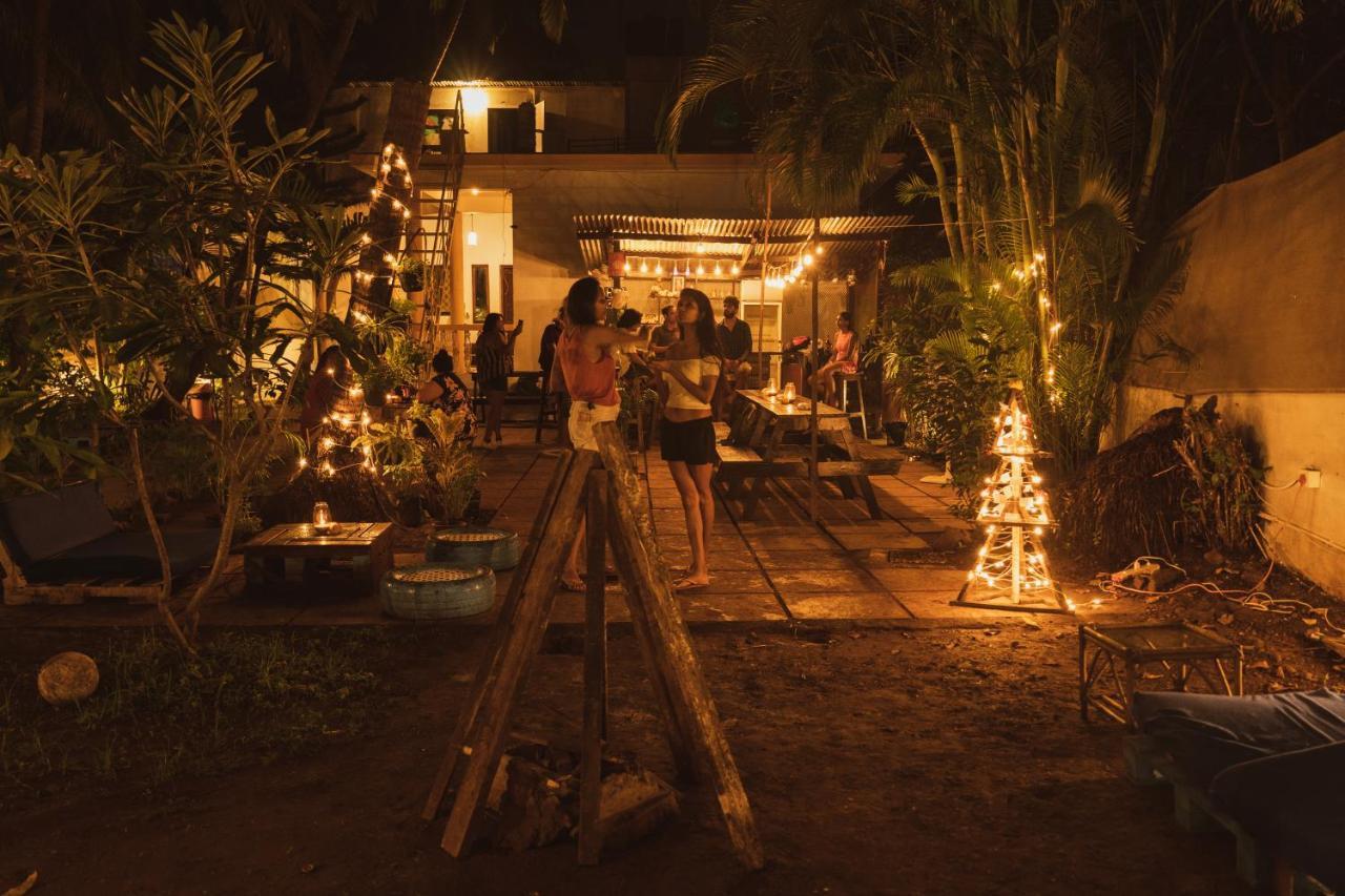 El Barrio Hostel Anjuna Esterno foto